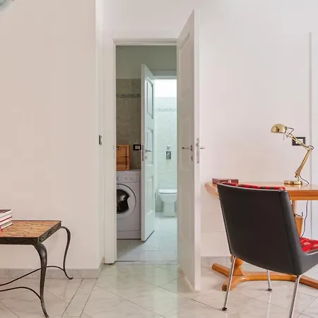 Stazione Cozy And Functional Flat 밀라노