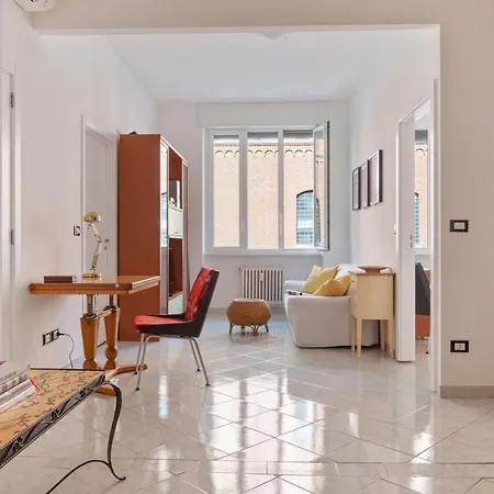 아파트 Stazione Cozy And Functional Flat *